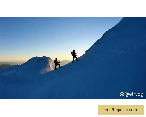 攀岩对战策略解析:挑战高度,突破极限,技法对决,谁能登顶? 攀岩对战策略解析:挑战高度,突破极限,技法对决,谁能登顶?