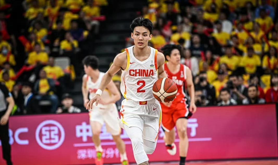 特点, 徐杰谈男篮, img