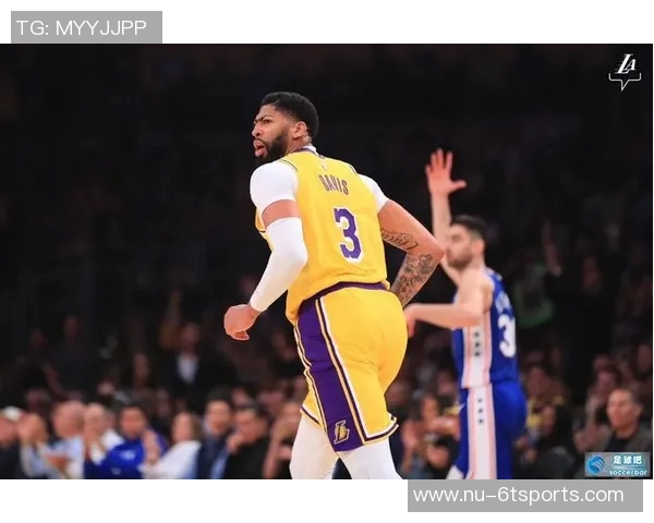 喜欢足球的篮球明星们如何在球场上展现跨界魅力和运动天赋