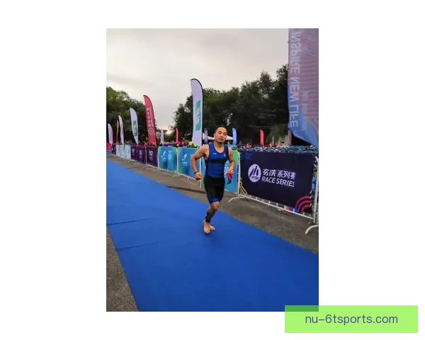 游泳杯赛：挑战极限，创造传奇