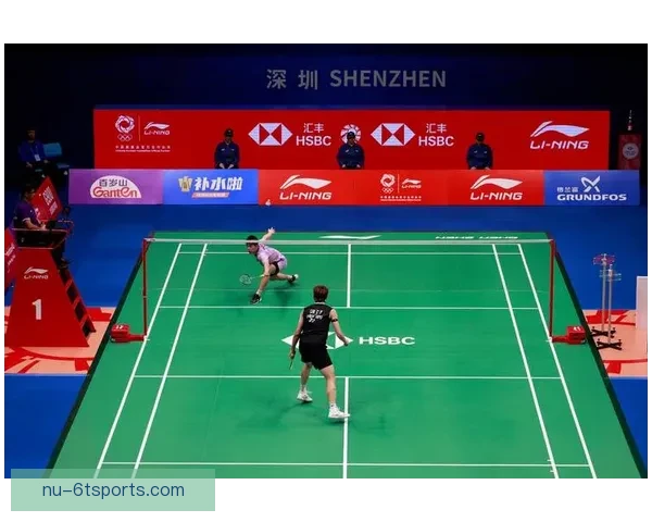 羽毛球比赛揭幕，精彩对决令人惊艳