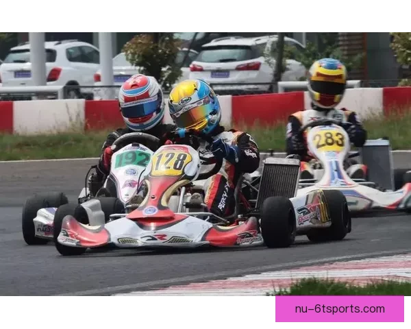 重拳出击！足球巅峰对决嗨翻全场